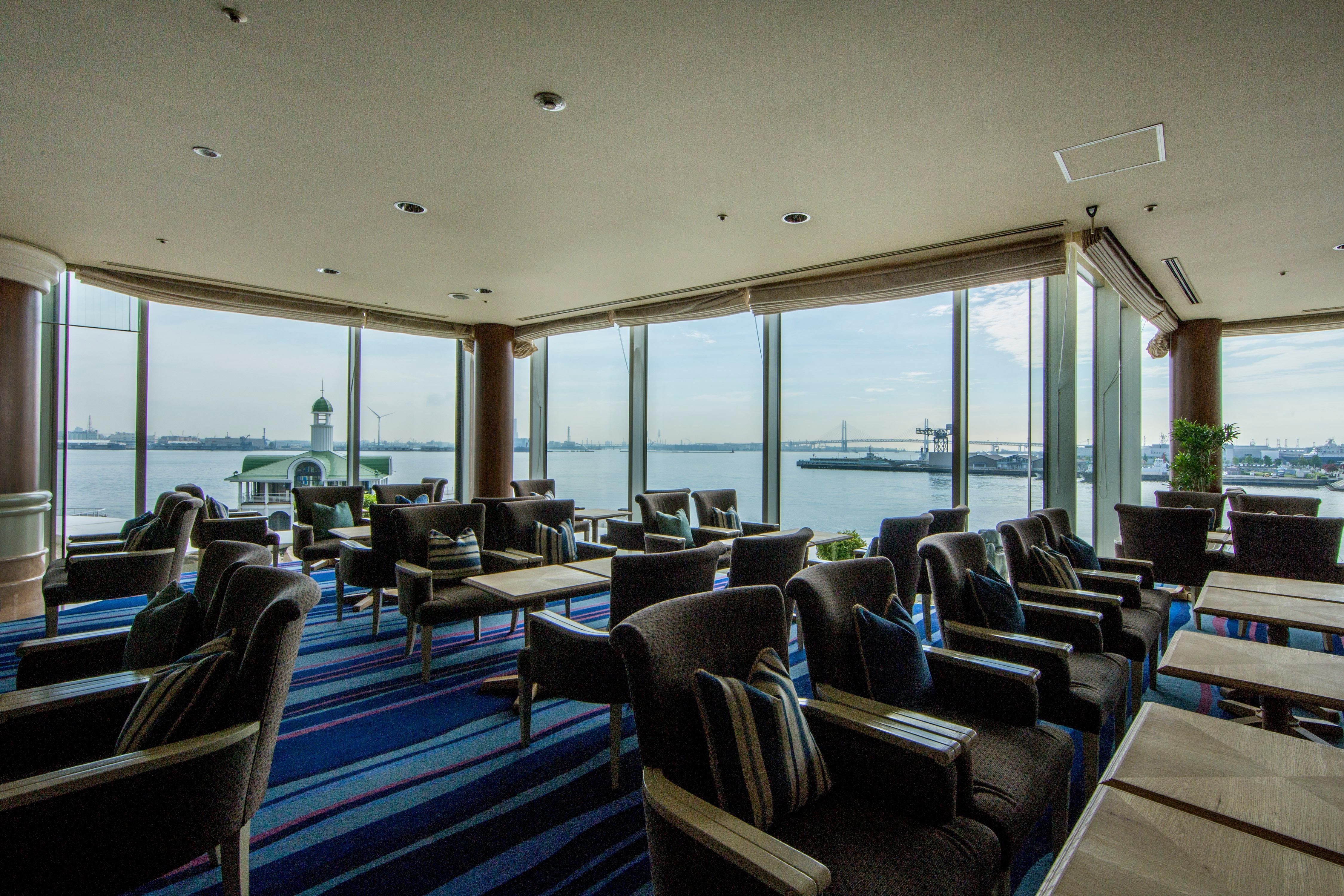 Intercontinental Yokohama Grand By Ihg Hotel Екстериор снимка The Club lounge at Changi Airport