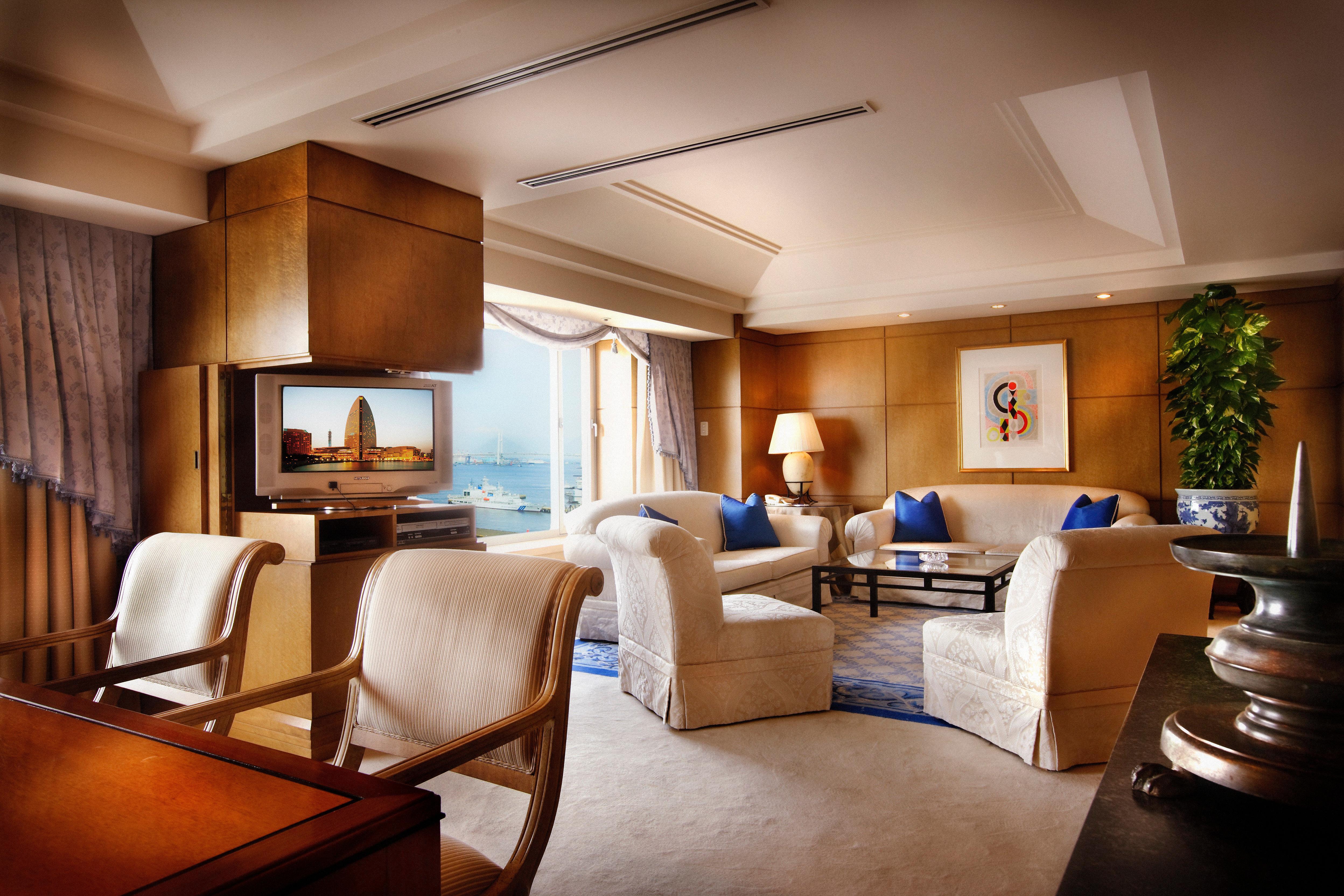 Intercontinental Yokohama Grand By Ihg Hotel Екстериор снимка A suite at The Peninsula