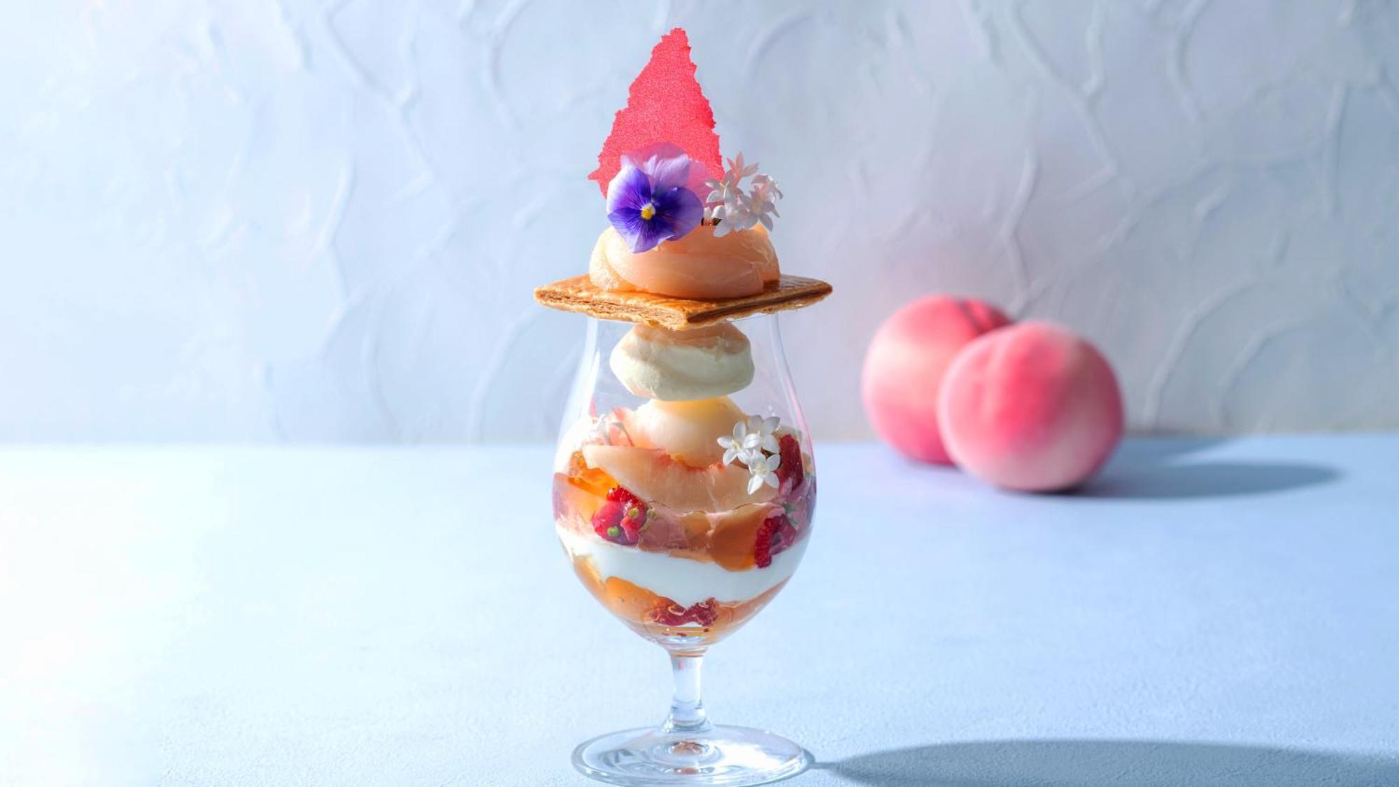 Intercontinental Yokohama Grand By Ihg Hotel Екстериор снимка A white peach parfait