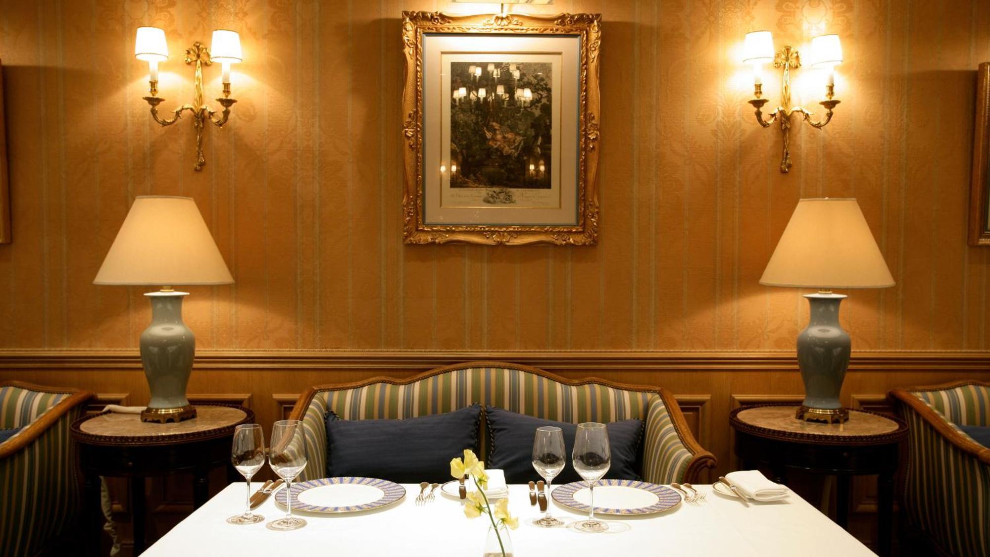 Intercontinental Yokohama Grand By Ihg Hotel Екстериор снимка Interior of the restaurant