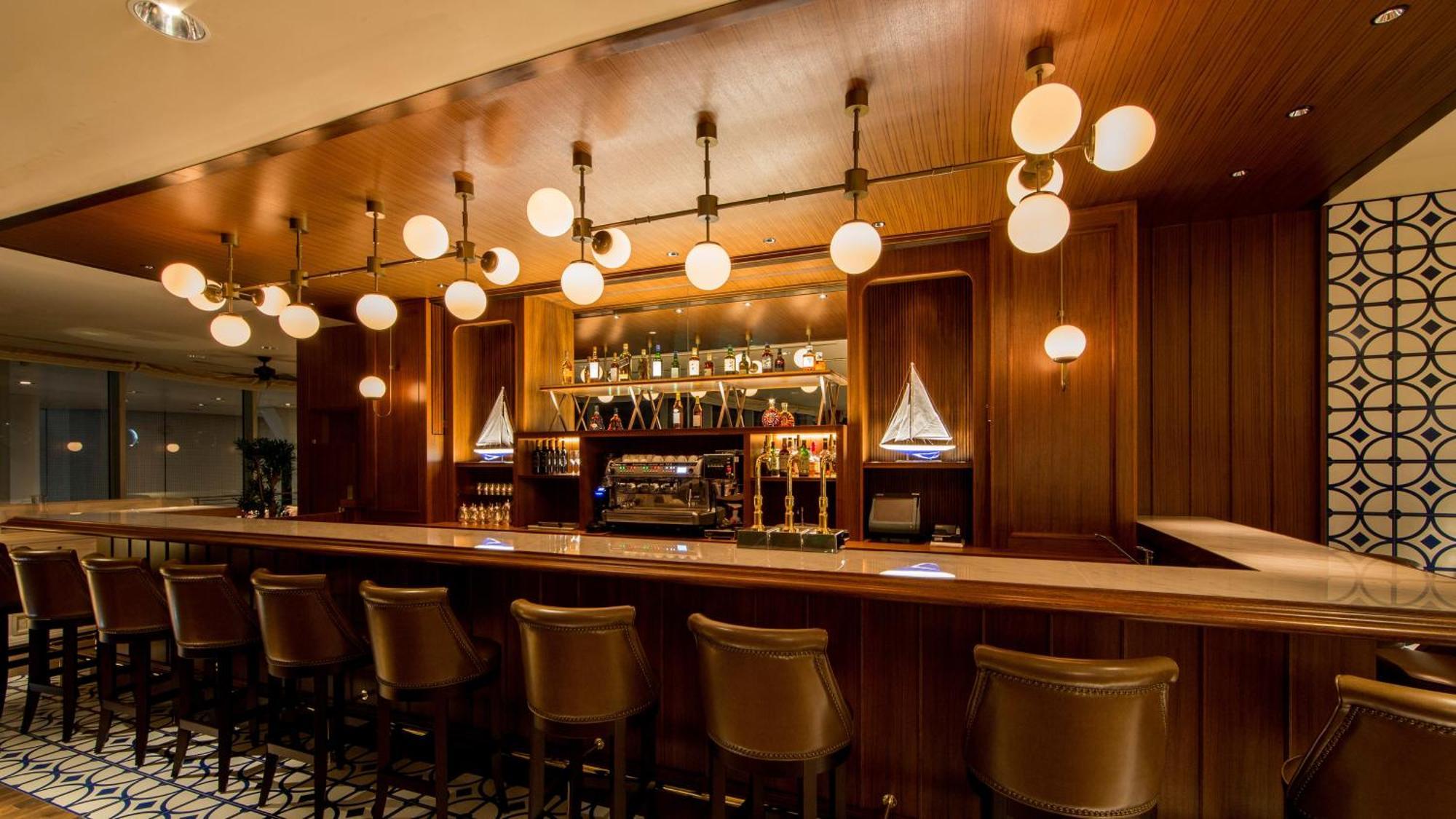 Intercontinental Yokohama Grand By Ihg Hotel Екстериор снимка The bar at the Standard East Village
